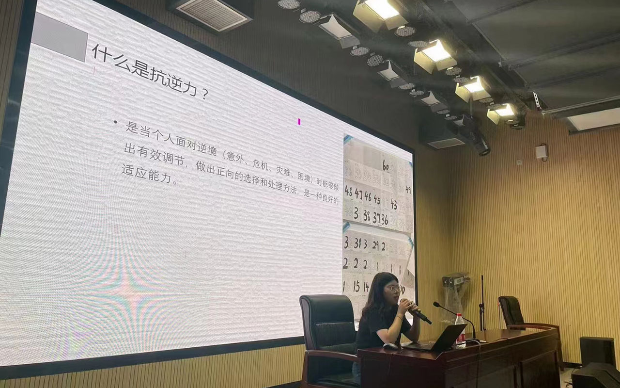 光泽董玉娣中学